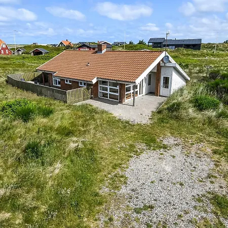 Vakantiehuis For 8 W Sauna In Vejlby Klit Sj118 Harboør